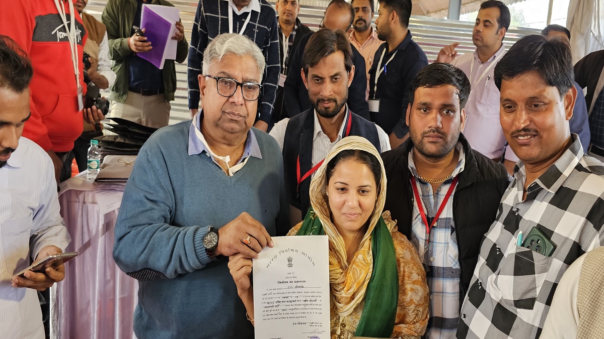 Sisamau By-Election Result 2024: सोलंकी परिवार का जलवा बरकरार, सीसामऊ में सपा प्रत्याशी 8629 वोटों से जीती, प्रशासनिक अफसरों ने दिया सर्टिफिकेट