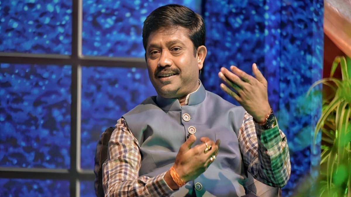 तुरंत पैसे भेजो, जरूरी मीटिंग में हूं… योगी के मंत्री से करोड़ों की ठगी, जानिए शातिरों ने कैसे लगाया चूना…