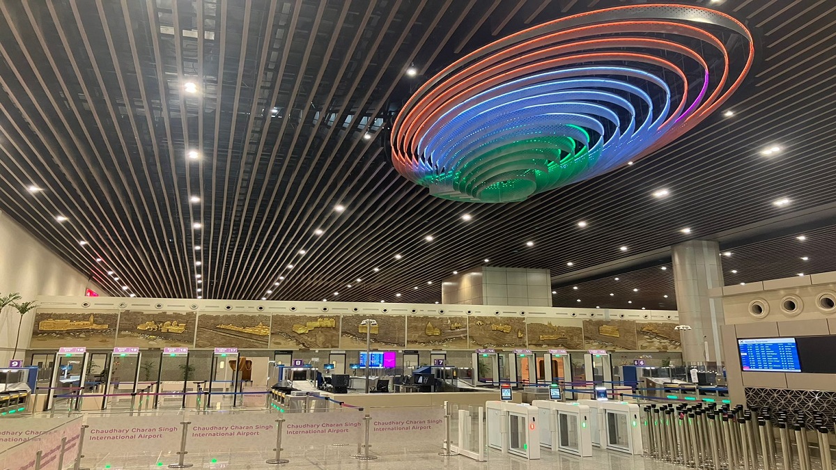 सीसीएसआई एयरपोर्ट ने बनाया बड़ा रिकॉर्ड, जानकर आप भी हो जाएंगे हैरान