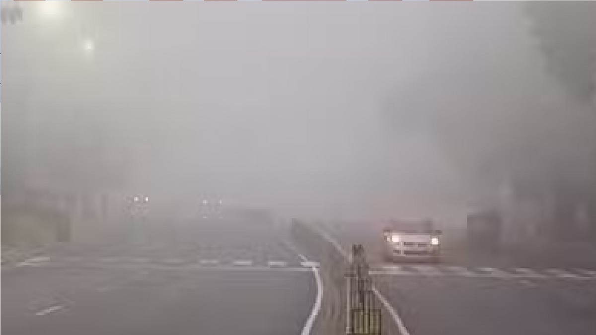UP Weather : मौसम का बदला मिजाज, कई इलाकों में दृश्यता शून्य, लखनऊ में तापमान 11.8 डिग्री पहुंचा