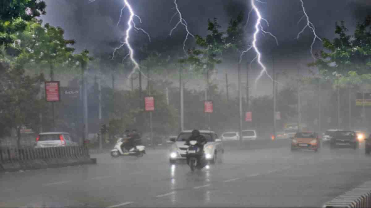 CG Weather Alert: अगले तीन घंटों में कई जिलों में होगी झमाझम बारिश, मौसम विभाग ने जारी किया ऑरेंज और येलो अलर्ट…