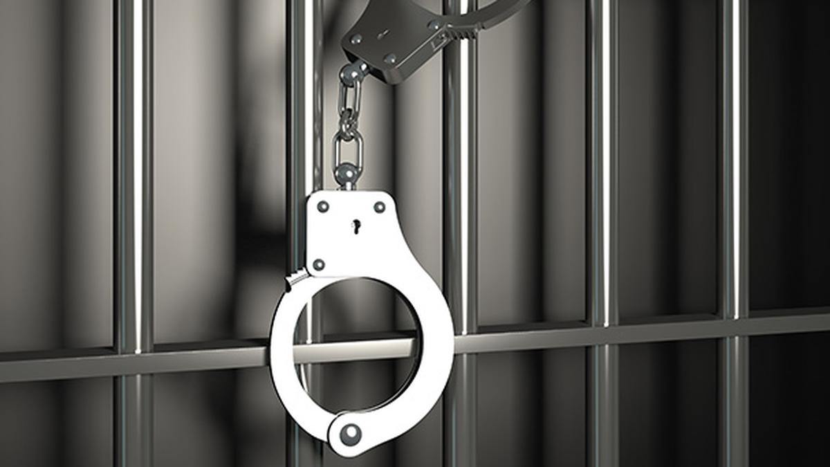 Odisha News: जेल से भागा कैदी, चादर की मदद से दीवार फांदकर हुआ फरार…