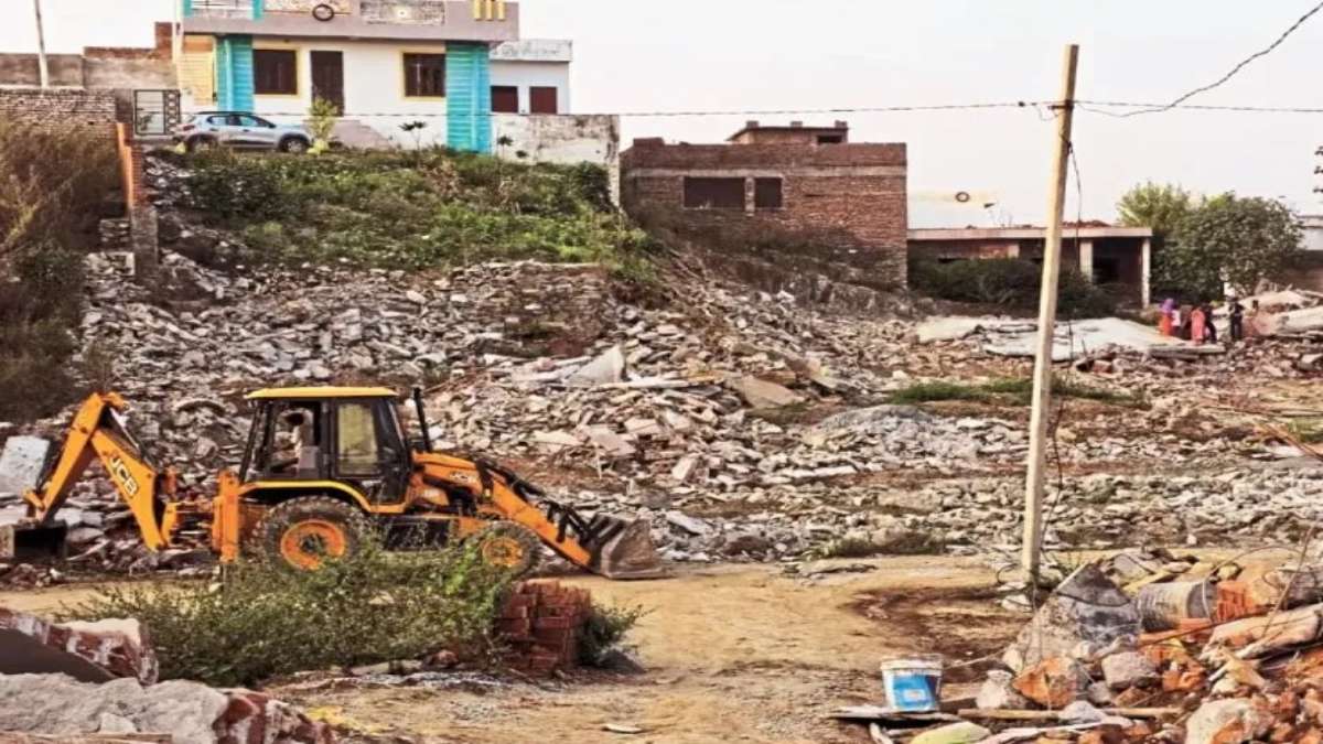 राजस्थान में चला 100 करोड़ की जमीन पर चला बुलडोजर