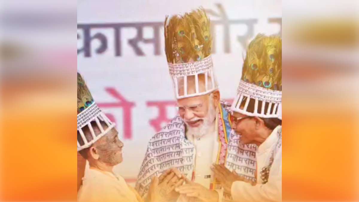 आस्था ने छुआ हृदय: प्रधानमंत्री नरेंद्र मोदी से रामनामी समाज के प्रतिनिधियों की आत्मीय भेंट, CM साय ने सोशल मीडिया पर साझा किया यह भावनात्मक पल…