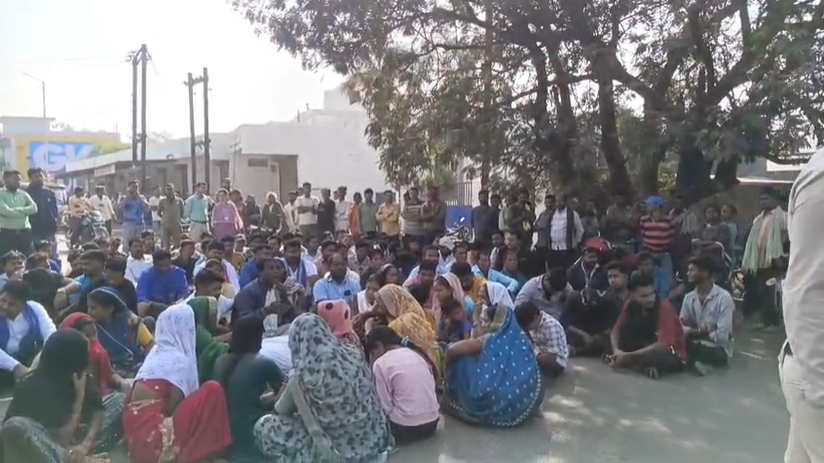 CG NEWS: गाय के बछड़े की हत्या का प्रयास, आक्रोशित लोगों ने किया बंद का आव्हान, शहर में मांस बिक्री बंद कराने की मांग…