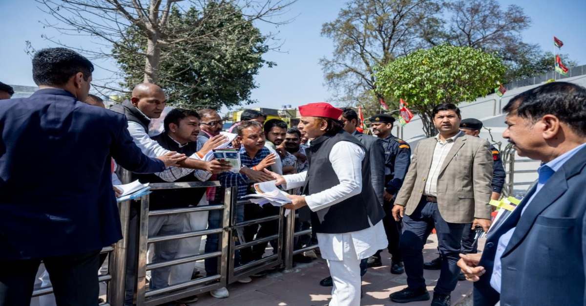 कभी-कभी लिखनेवाले और लिखवानेवाले… अखिलेश यादव का बड़ा बयान, कहा- अक्सर समाज को बांटने वाले इस तरह की साजिश करते है