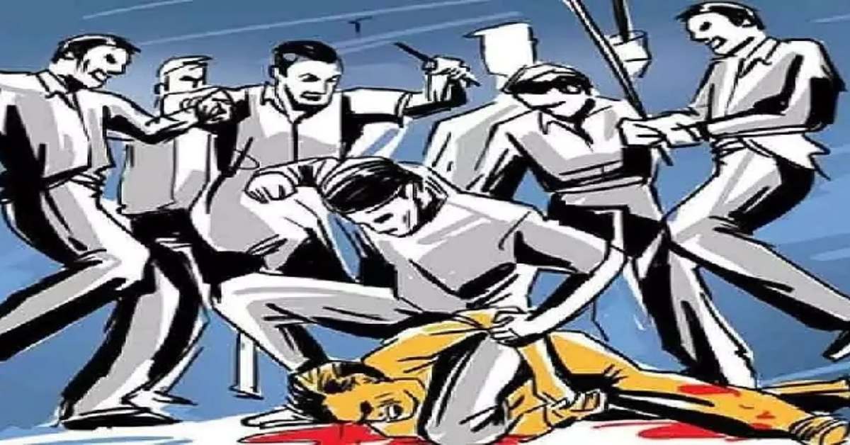 यूपी में दबंगों के हौसले बुलंद! पहले बाइक को बोलेरो से मारी टक्कर, फिर…