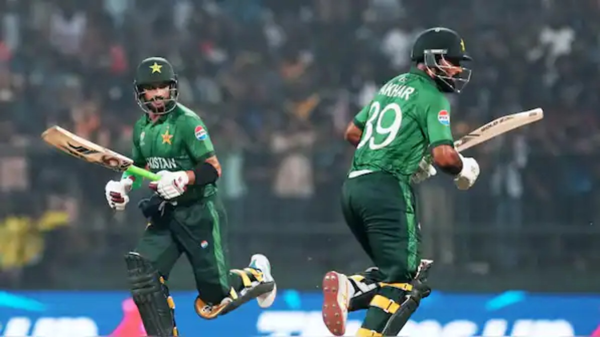 T20 World Cup 2026 : करो या मारो वाले मुकाबले में पाकिस्तान ने की ताबड़तोड़ बल्लेबाजी, श्रीलंका को दिया 213 रन का लक्ष्य, वर्ल्ड कप में ऐसा करने वाले पहले बैटर बने फरहान